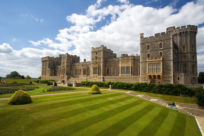 2-Day Windsor, Stonehenge, Bath & Oxford Tour Including Admission - Price and value: what you’re paying for, and what costs extra