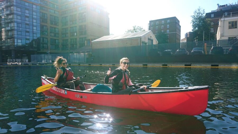 2 seater Canoe Rental in Ladbroke Grove - A stable two-seater canoe (with buoyancy aids) you can actually manage