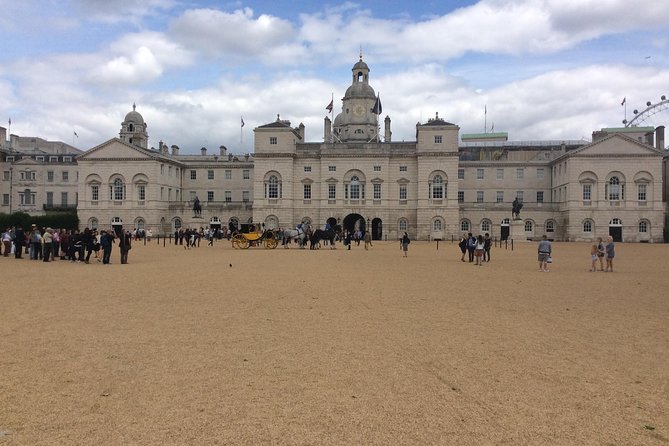 3 Hour Guided Private Walking Tour: The Best of London - Extended Tour: St Paul’s, London Bridge, and finishing at the Tower