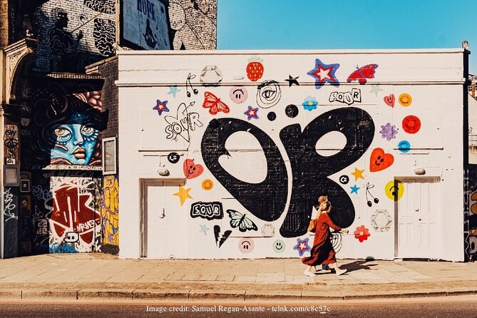3-Hour Private Tour of East London Graffiti & Street Art - East London street art is best understood on a walking route