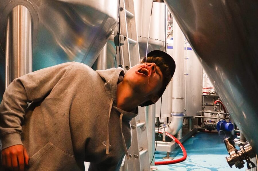 3 Locks Brewing Company: Guided tasting and brewery tour - The taproom discount is small, but smart