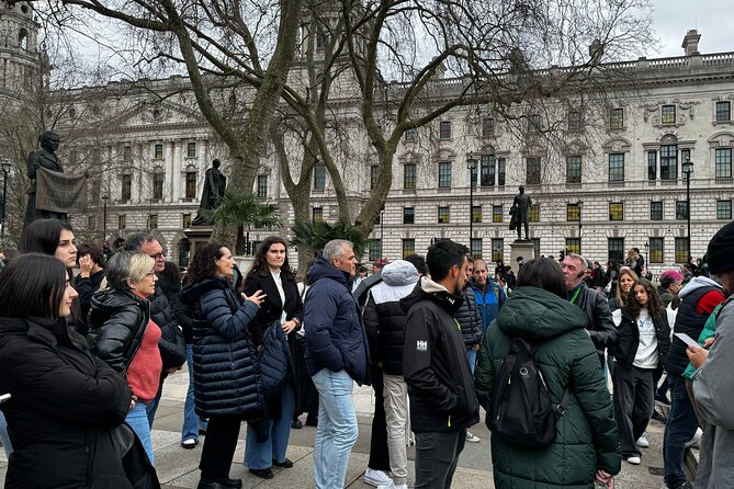30 Major London Attractions Walking Tour With Photos - Green Park to the London Eye: the simple shape of the route