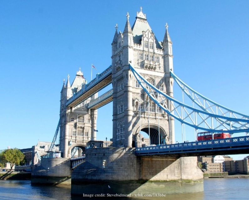 4-Hour Private Tour of London in a Panoramic Black Cab - Royal Albert Hall, Trafalgar Square, and St Paul’s Cathedral