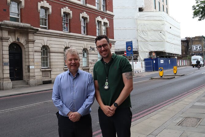 A Private VIP Jack the Ripper Black Cab Tour - From Inner Temple to Farringdon: Suspect Theories and Taunting Letters