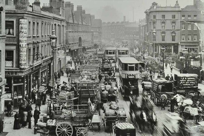 A Private VIP Jack the Ripper Black Cab Tour - Whitehall and Old Scotland Yard: Policing the Panic