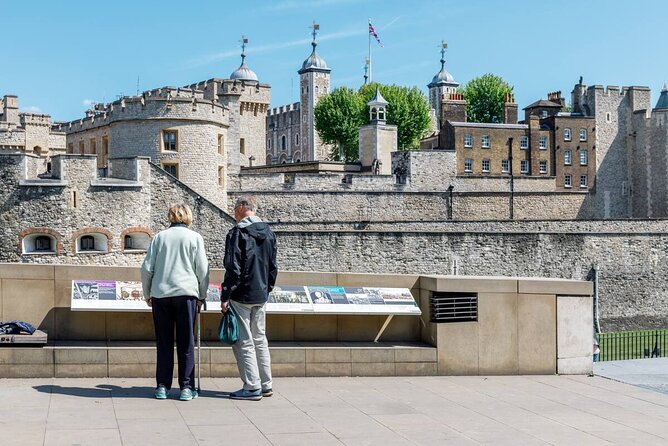 Admission Ticket to The Tower of London & Crown Jewels Exhibition - Audio Guides, Maps, and Getting Around Without Stress
