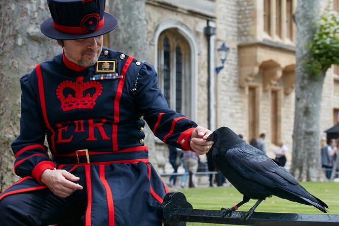 Admission Ticket to The Tower of London & Crown Jewels Exhibition - Crowds, Queues, and the 4:30 Closing Surprise