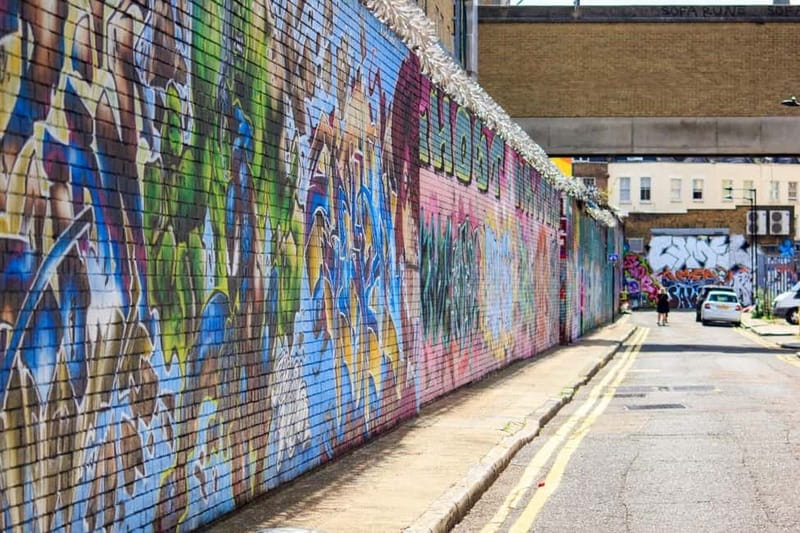 ADVANCED GRAFFITI STREET ART TOUR / SHOREDITCH / EAST LONDON - Graffiti codes, slang, and hierarchies (yes, there are rules)