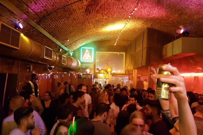 Amazing Nightlife in London East Tour - The fast-paced route: what 10–15 minutes at each stop really feels like