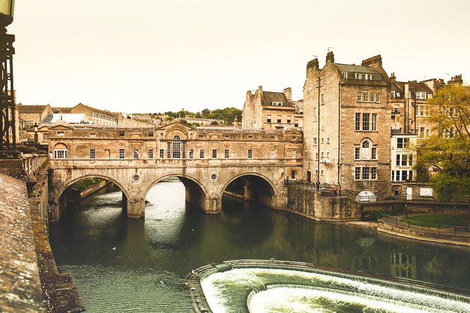 Bath, Avebury and Lacock Village Small-Group Day Tour from London - A tight route through UNESCO country: Avebury, Lacock, Bath