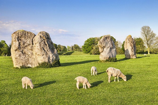 Bath, Avebury and Lacock Village Small-Group Day Tour from London - Bath’s UNESCO center: Roman Baths, Georgian streets, and Abbey time