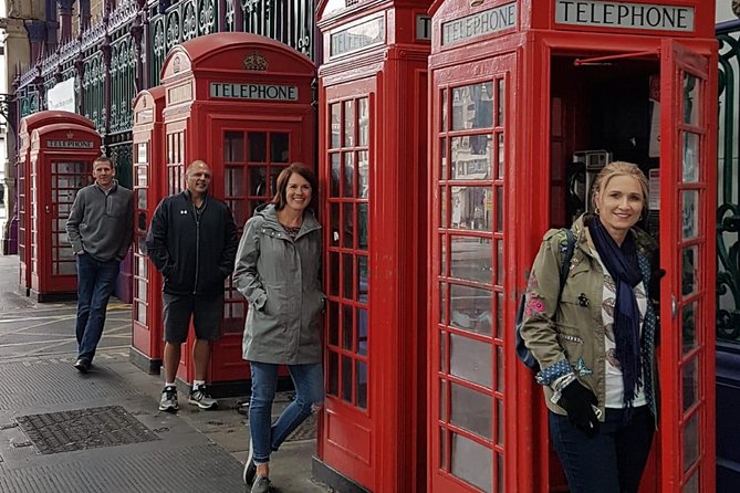 Beatles Fab 4 London Taxi Tour - Outside-film locations at Abbey Road Studios