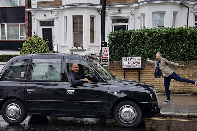Beatles Fab 4 London Taxi Tour - Abbey Road Studios and the Fab Four streetscape