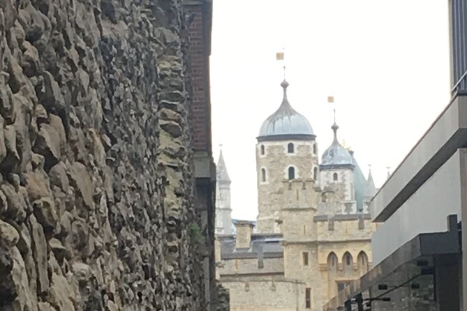Bespoke London Black Taxi Tours - Bank of England Museum and Tower Bridge: money meets London engineering