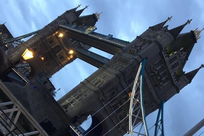 Bespoke London Black Taxi Tours - Buckingham Palace and St. James’s Park: your monarchy setup
