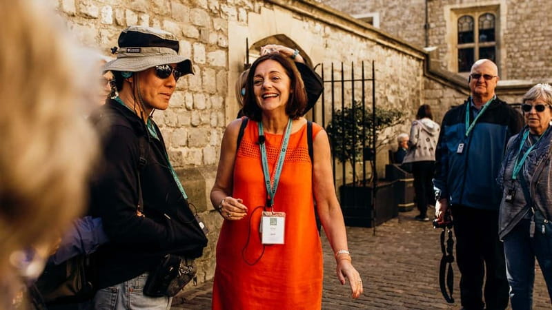 Best of London: Tower of London, River Cruise & History Walk - Tower of London: Jewel House focus and why it’s worth the schedule