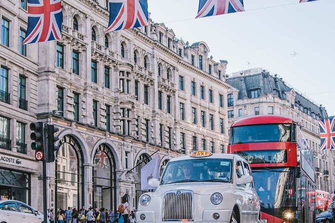 Best of London Walking Tour - 3 Hours, Small Group max 10 people - Meeting at Waterstones: Your Easy Start in Trafalgar Square
