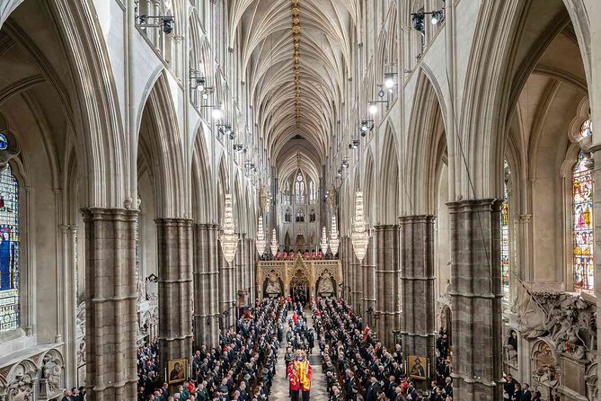 Best of Westminster Abbey with Upper Gallery & Buckingham Palace - Houses of Parliament: an external look at an architectural heavyweight