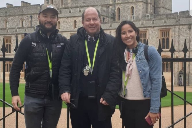 Black Taxi Tour Of London - Downing Street from the curb: politics without the tickets