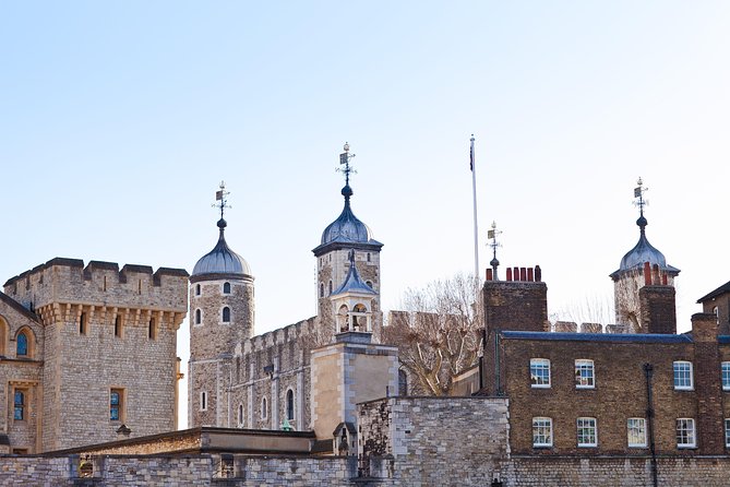 Black Taxi Tour of London: Classic Sightseeing Bespoke & Fun - St. Paul’s Cathedral exterior: the city view payoff