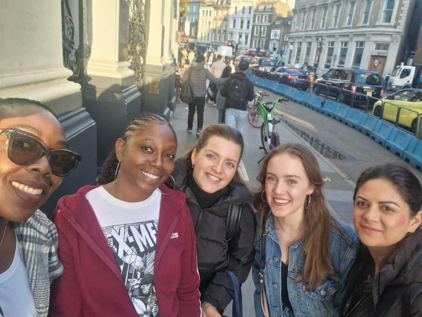 Borough Market Food Tour - The short Thames stretch: more than a backdrop