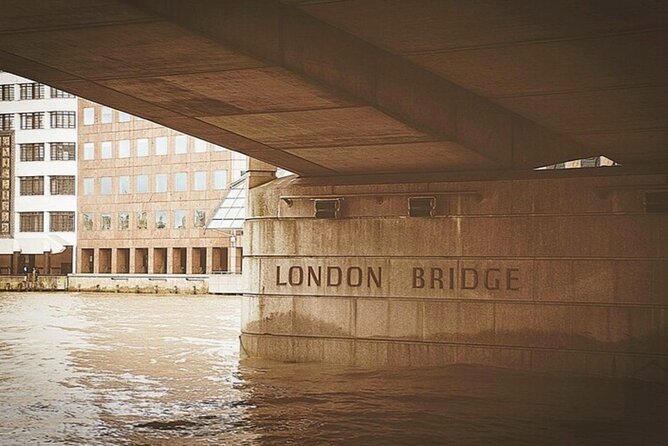 Borough Market London Bridge & Fish & Chips - Golden Hinde: a ship stop that feels more alive than it sounds