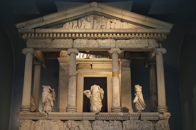 British Museum Highlights Private Guided Tour - Rosetta Stone, mummies, and other stops that make the ticket feel worth it