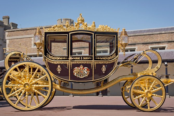 Buckingham Palace: Admission ticket to The Royal Mews - Who should book the Royal Mews ticket?