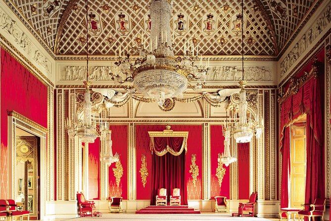 Buckingham Palace and Windsor Castle Escorted Tour from London - How the Tour Feels On the Day: Commentary, Guides, and the Inside-Outside Shift