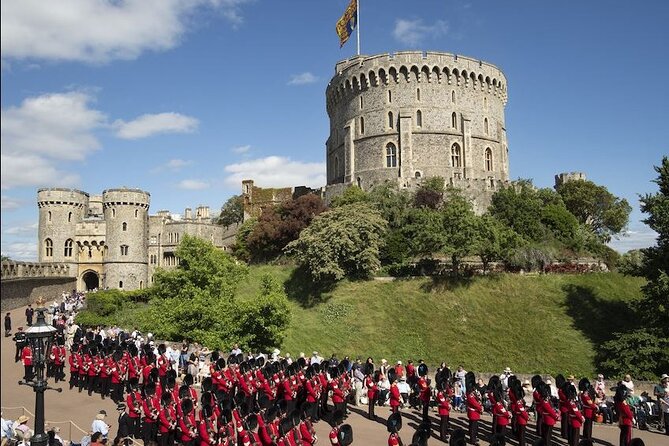 Buckingham Palace and Windsor Castle Escorted Tour from London - Packing and Preparation: Make the Long Royal Day Feel Easier