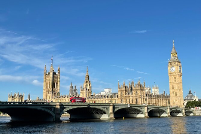 Buckingham Palace, Change the Guard & Crown Jewels Tour - The Tower of London: Crown Jewels plus White Tower & Armory