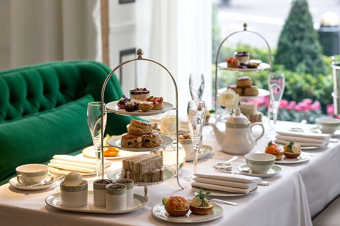 Buckingham Palace, St James Palace & Tea at Kensington Palace - St James backstreets and Spencer House’s elegant stillness