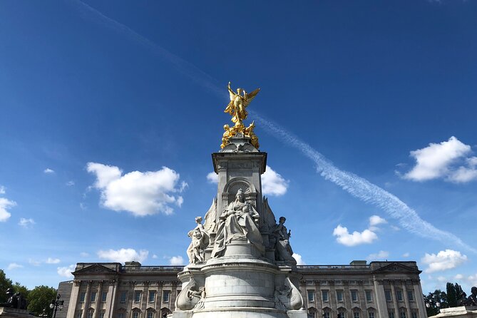 Buckingham Palace Visit & Changing of the Guard Walking Tour - Buckingham Palace Inside: The State Rooms Through an Audio Guide