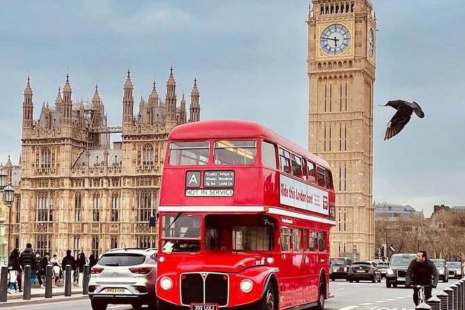 Buckingham Palace & Westminster Guided Walking Tour - Whitehall and Horse Guards: Power Street With Moving Details