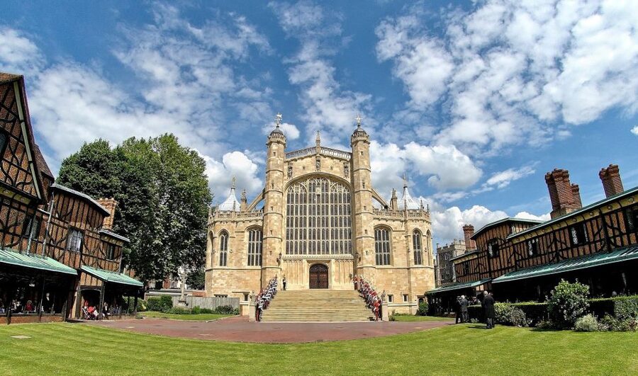 Buckingham Palace & Windsor Castle: Full-Day Tour - Who this Buckingham & Windsor tour suits best