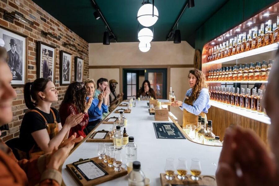 Buffalo Trace Distillery: Elevated Whiskey Experience - Tradition & Change: the specific pours that define the experience