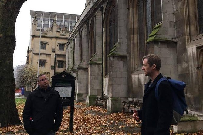 Burnings, Butchery & Black Death: A Walking Tour of London's Bloody Past - Two Hours, Ten Stops: How a Thousand Years Fits