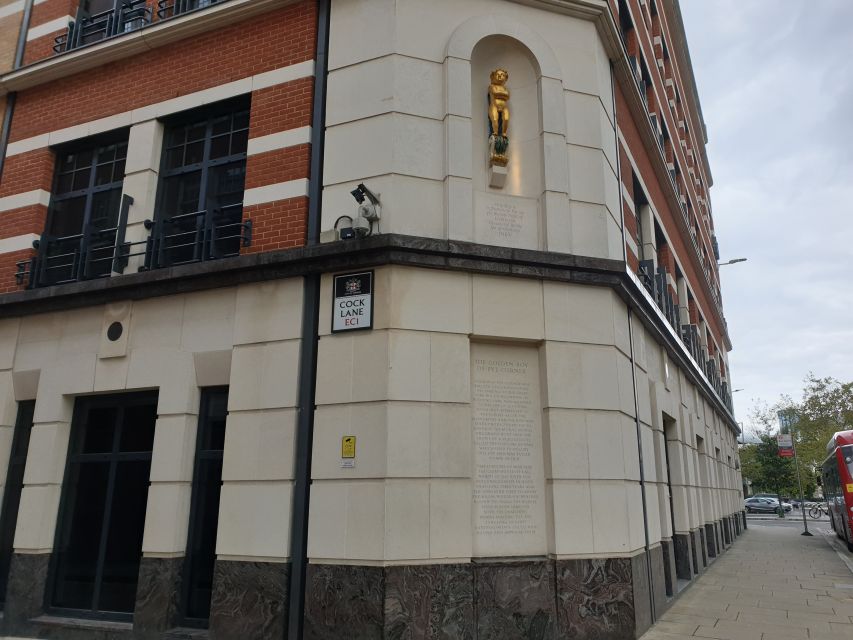 Burnings, Butchery & Black Death: London's Bloody Past - St John’s Gate and Cloth Fair: learning why the streets got a reputation