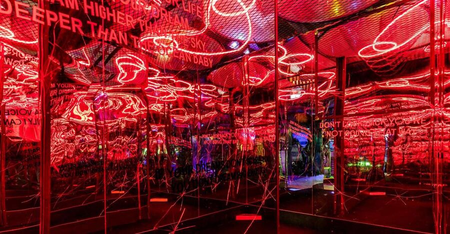 Camden: Junkyard Golf Club Tickets for 9 or 18 Holes - Finding the venue: how to reach it from Camden Lock bridge