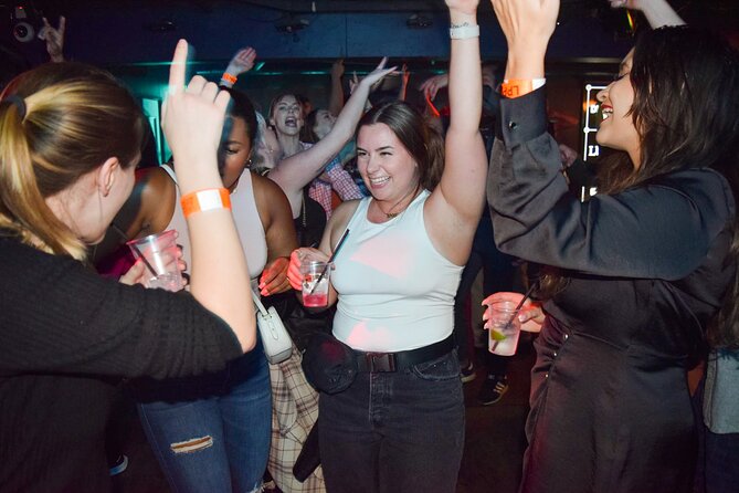 Camden Pub Crawl in London - Start-to-finish logistics: How the endpoints work at night