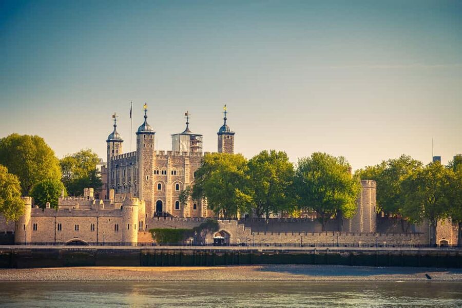 Changing of Guards, Tower of London, Beefeaters & Cruise - Price and time: is $102 actually good value?