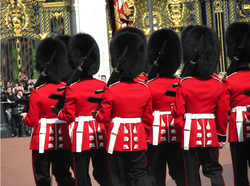 Changing of the Guard at Buckingham Palace - Price and value: is $26 for 2 hours a fair deal