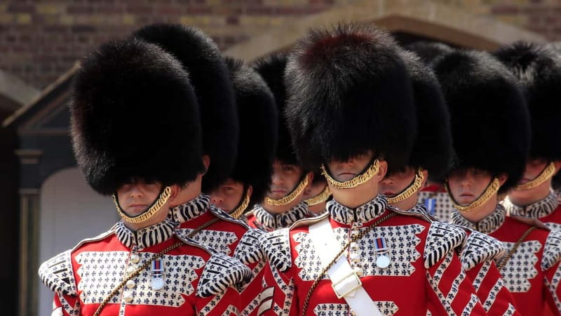 Changing of the Guard at Buckingham Palace Walking Tour - Why the Changing of the Guard is more than a spectacle