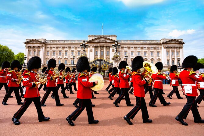 Changing of the Guard Guided Tour at Buckingham Palace - Who this tour is best for (and who should think twice)
