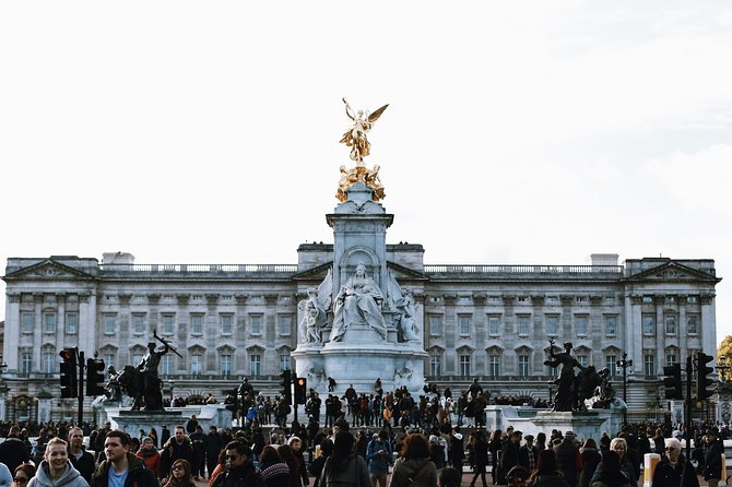 Changing of the Guard Guided Walking Tour Semi-Private 12ppl Max - Stop 4: Horse Guards Parade and the Household Cavalry Moment
