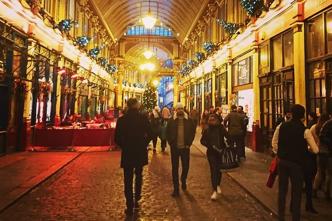 Charles Dickens Old London - Very Small Group Tour - Passing St Paul’s and the Old City feel: the Christmas Carol landmark walk