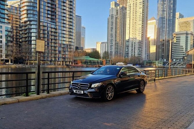 Chauffeur limo Services Heathrow Airport To/From anyLondon Hotel - The Mercedes ride: comfort, Wi-Fi, and route planning