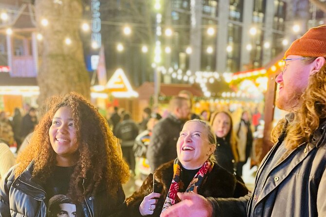 Christmas Lights and Markets Guided Walking Tour with Mulled Wine - Timing, Weather, and What to Wear for a Late-Afternoon Start