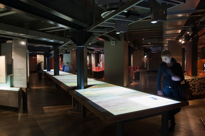 Churchill War Rooms "Behind The Glass" and Private Car Tour - Private Access and a Small Group: Why Up to 10 Travelers Matters