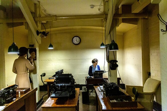 Churchill War Rooms & Wartime London Walk - Semi Private 8ppl Max - Churchill War Rooms: command reality under London